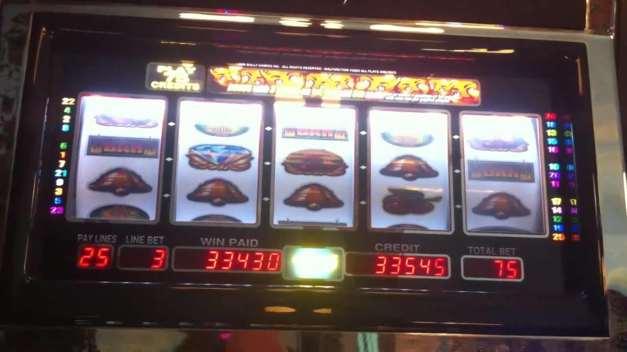 €222 Casino chip at Vera and Jhon Casino