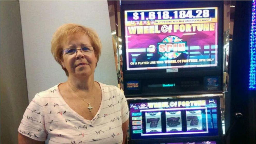 €825 Mobile freeroll slot tournament at Dream Dubai Casino