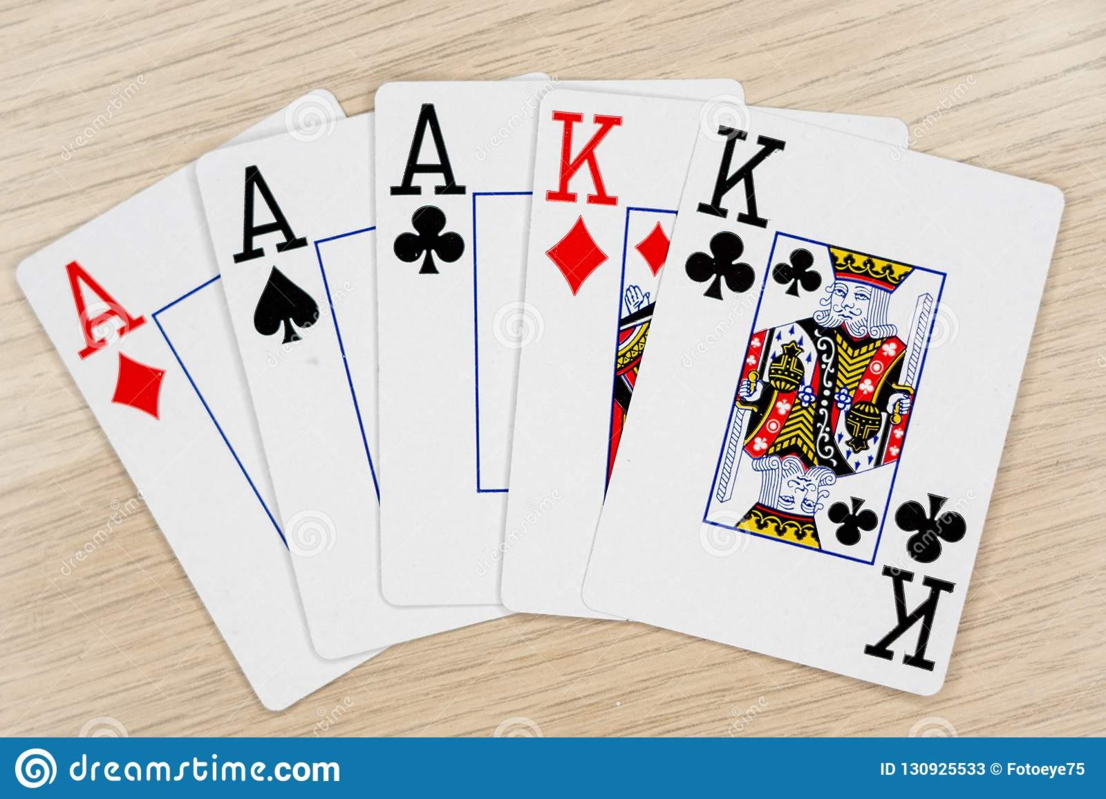 EUR 2370 No Deposit Casino Bonus at 888 Casino