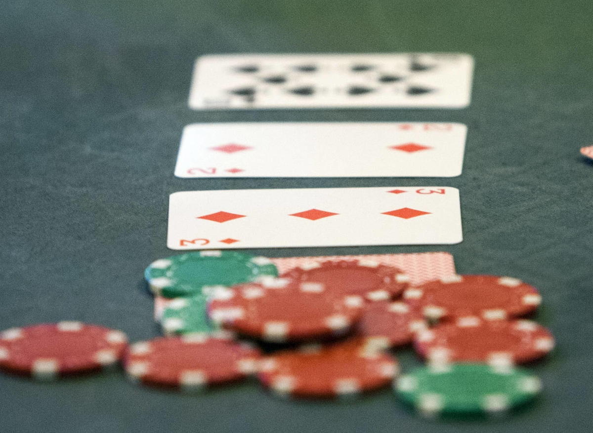 EURO 415 FREE Casino Chip at Genesis Casino