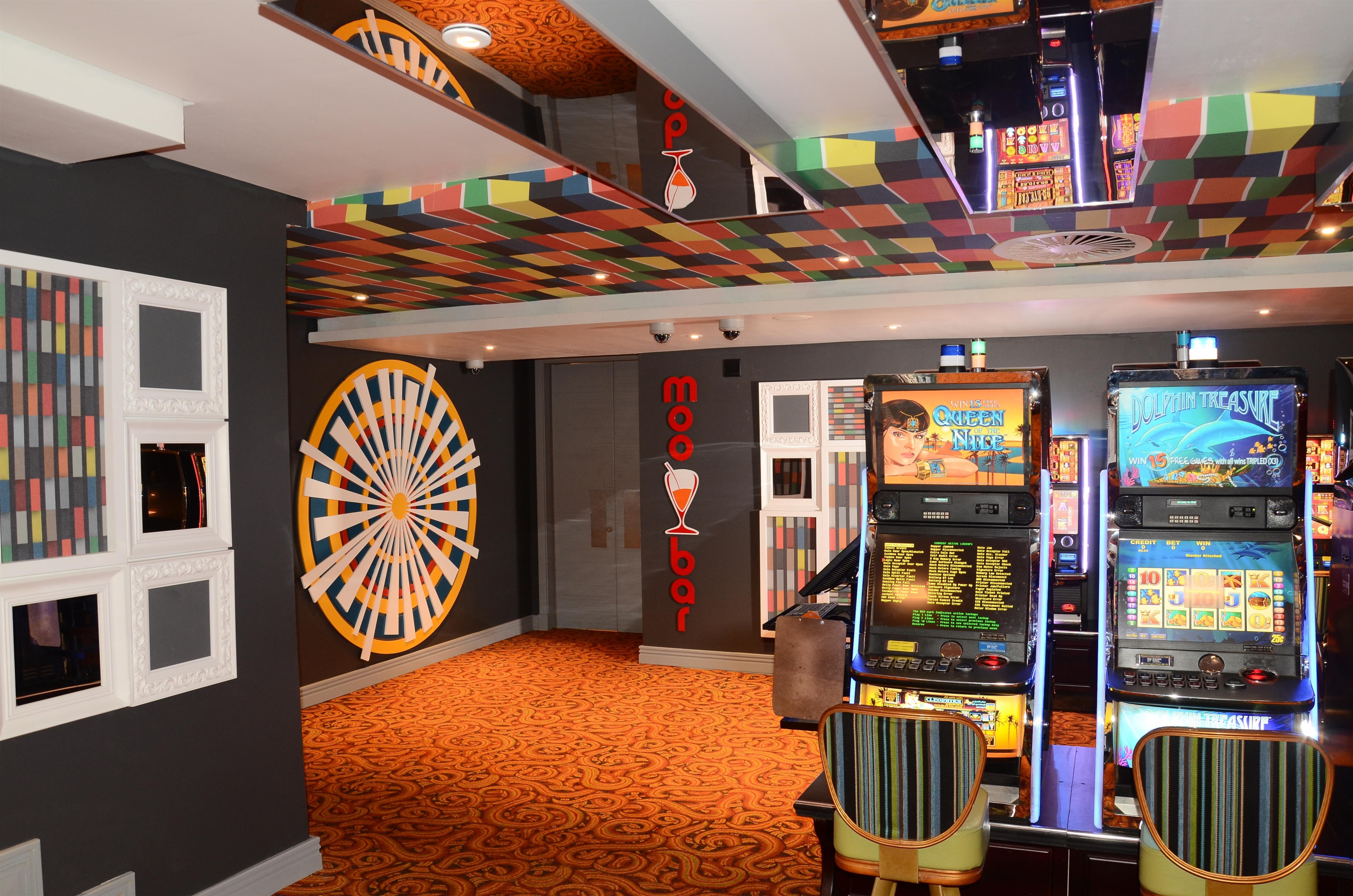 222 Free casino spins at Spin Palace Casino