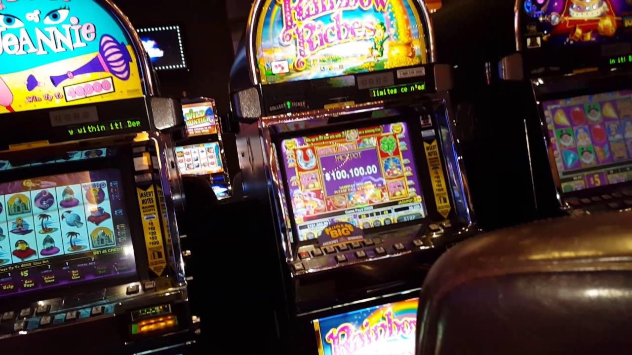 EUR 215 Free Chip at Casimba Casino