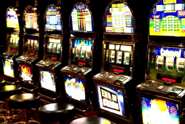 €145 Free Casino Chip at Gamebookers Casino