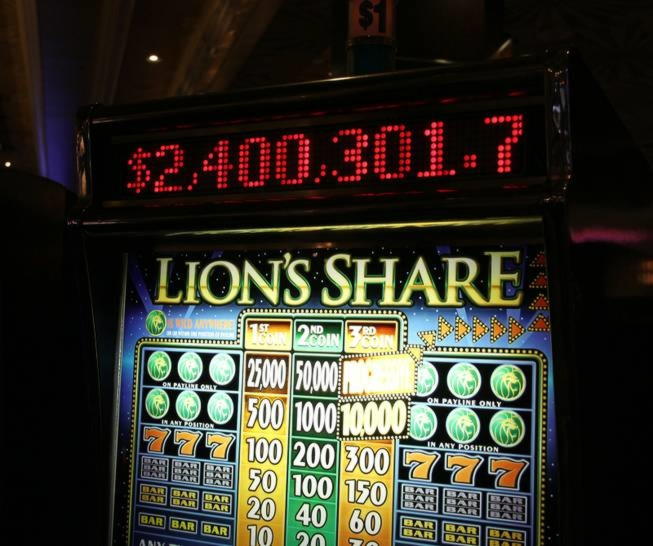 EURO 185 Free Casino Chip at Vegas Hero Casino