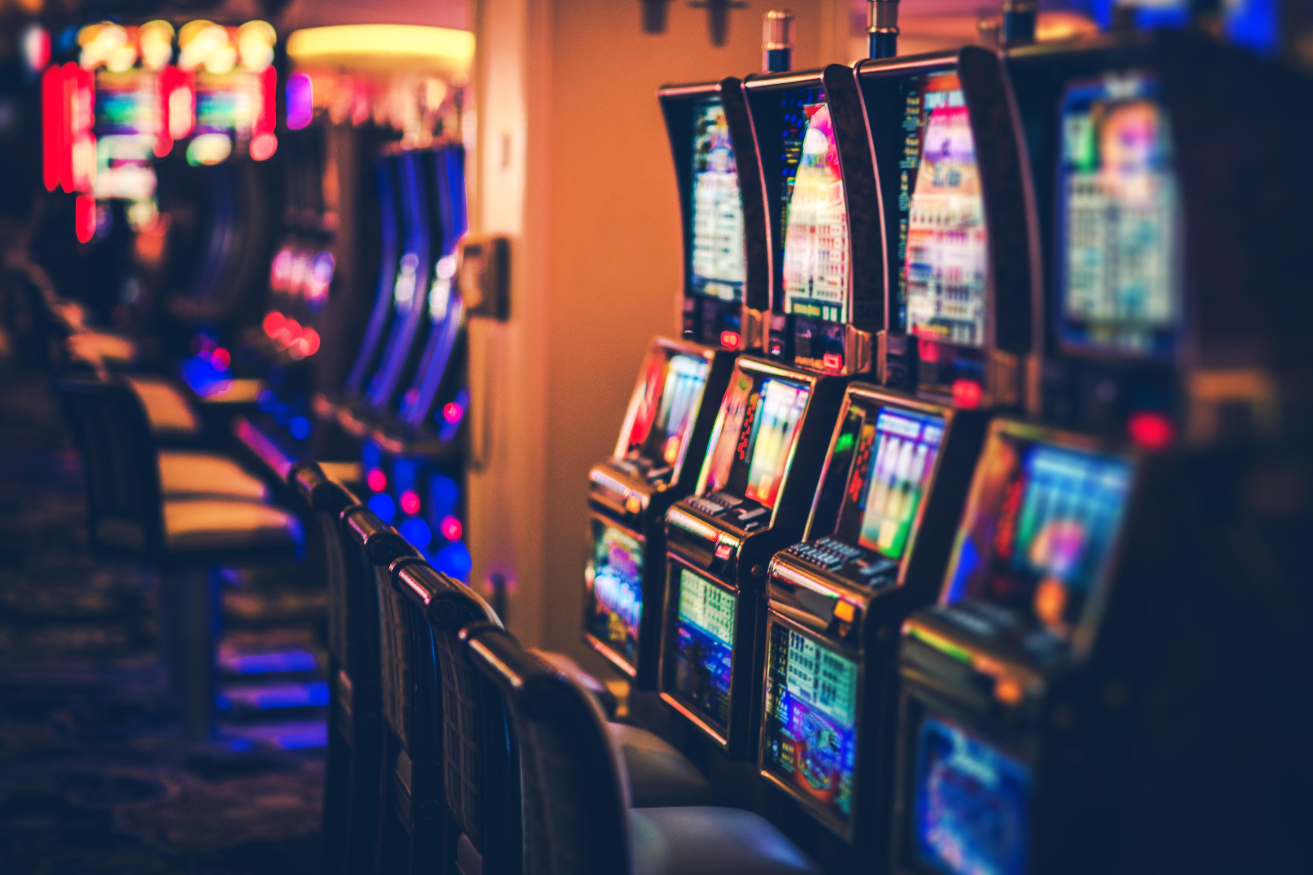 765% Deposit Match Bonus at Leo Dubai Casino