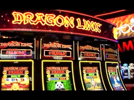 295 Free spins at Jet Bull Casino