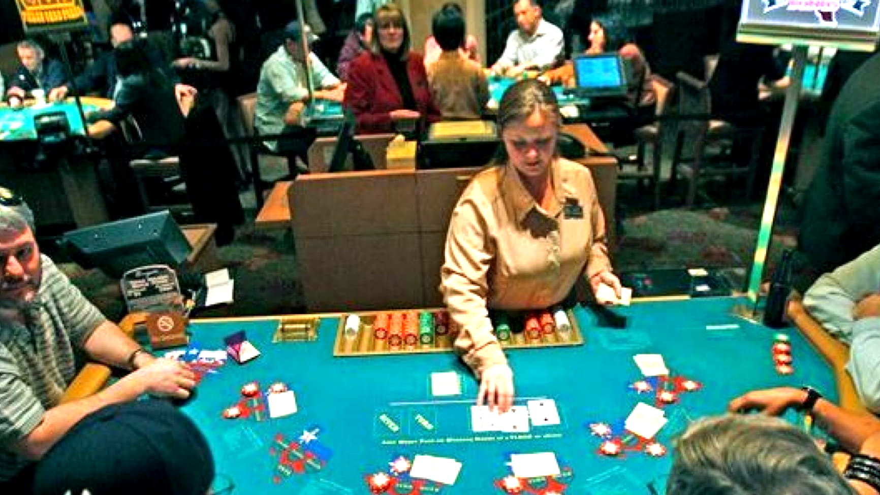 EUR 3660 No Deposit at Rizk Casino