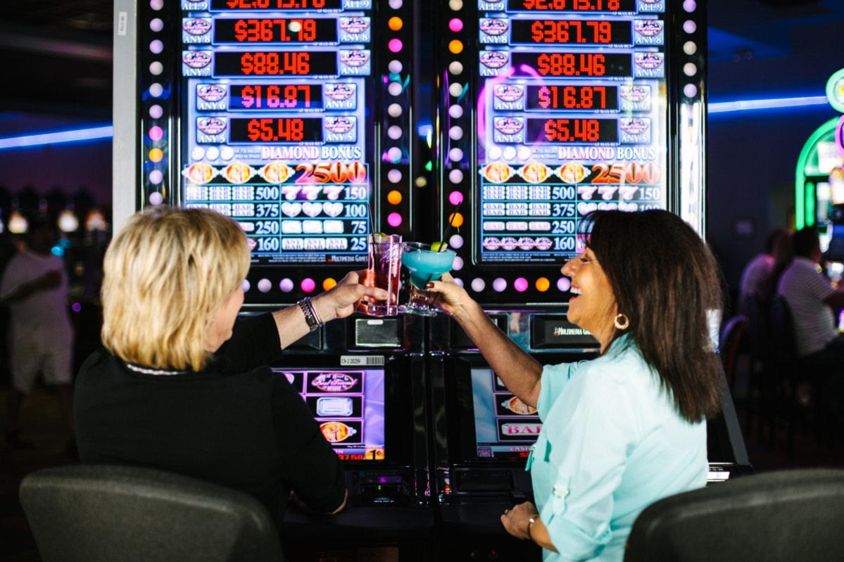 180 Free Spins at Cosmic Casino