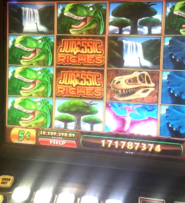 780% First deposit bonus at Party Casino