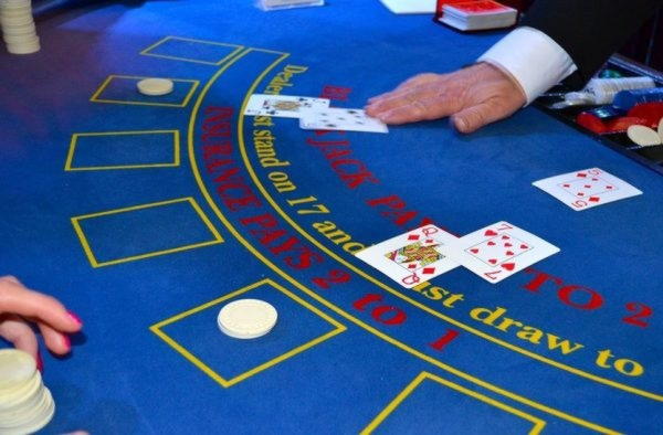 EUR 285 free chip at Holland Online Casino