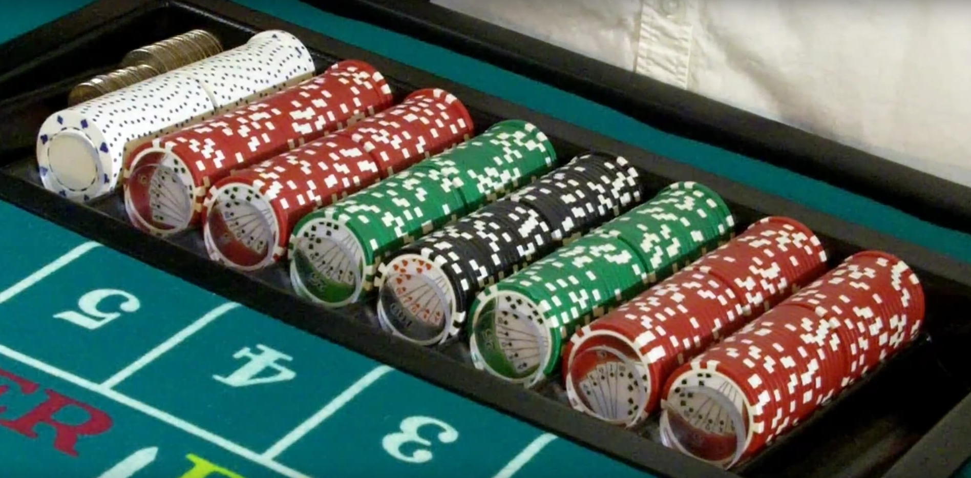 €165 Casino Chip at Vera and Jhon Casino