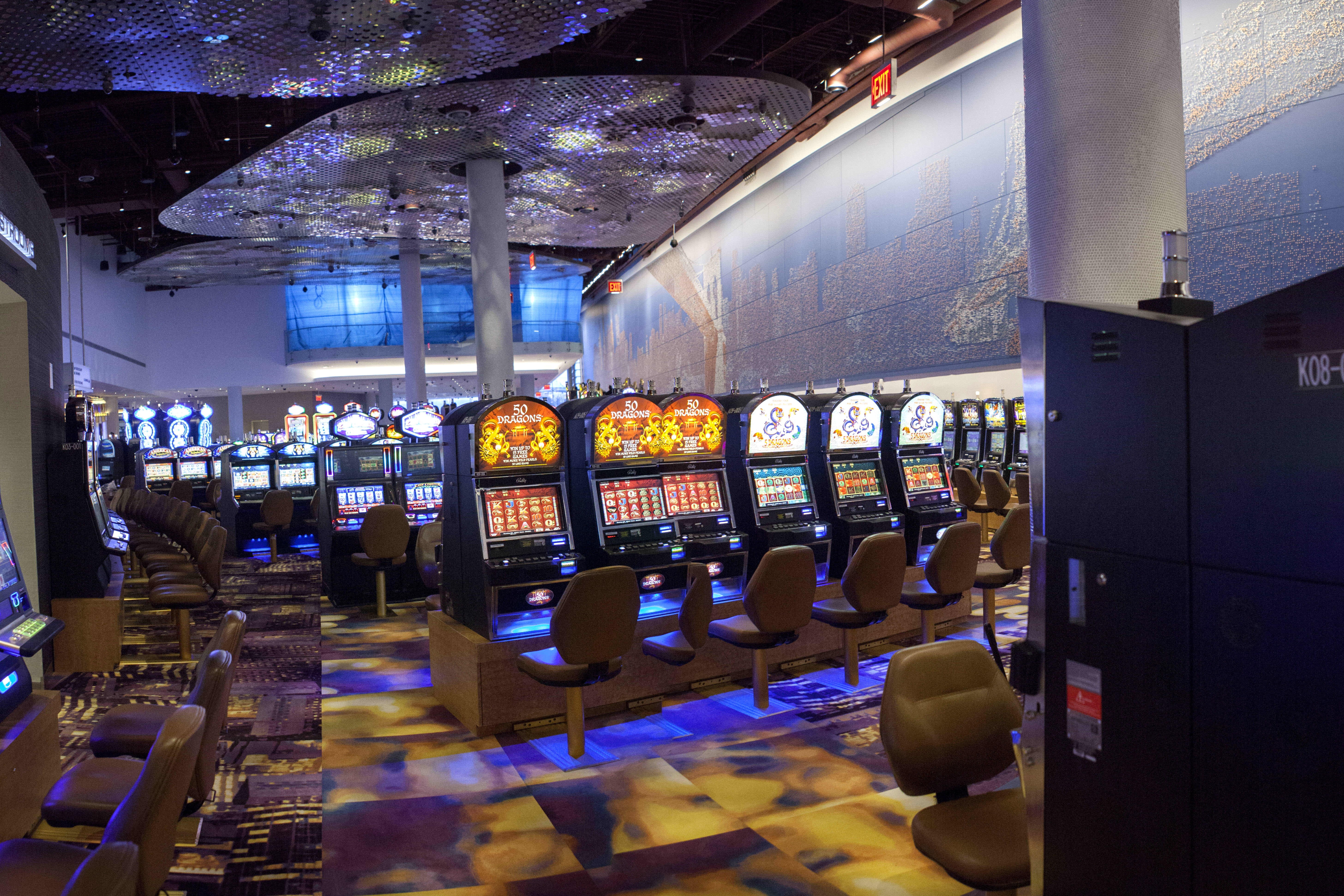 100 Free Spins Casino at Vera and Jhon Casino