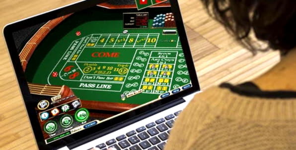 EUR 600 Daily freeroll slot tournament at William Hill Casino