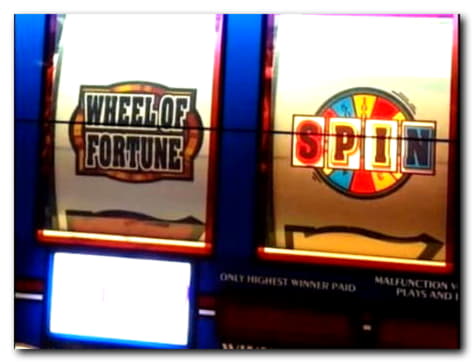 €655 Daily freeroll slot tournament at Slots Billion Casino