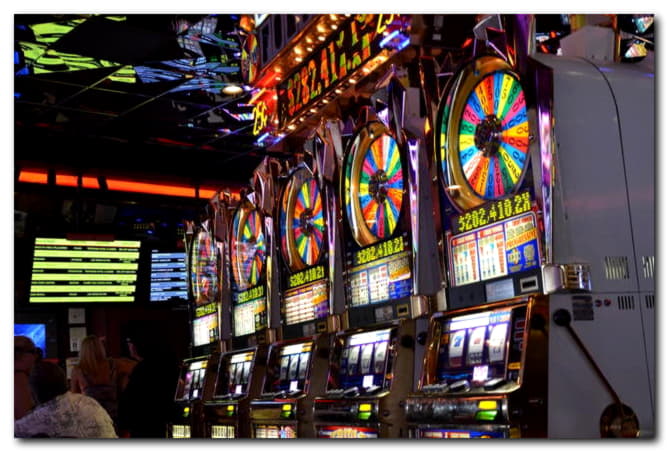 Eur 20 Daily freeroll slot tournament at bWin Casino
