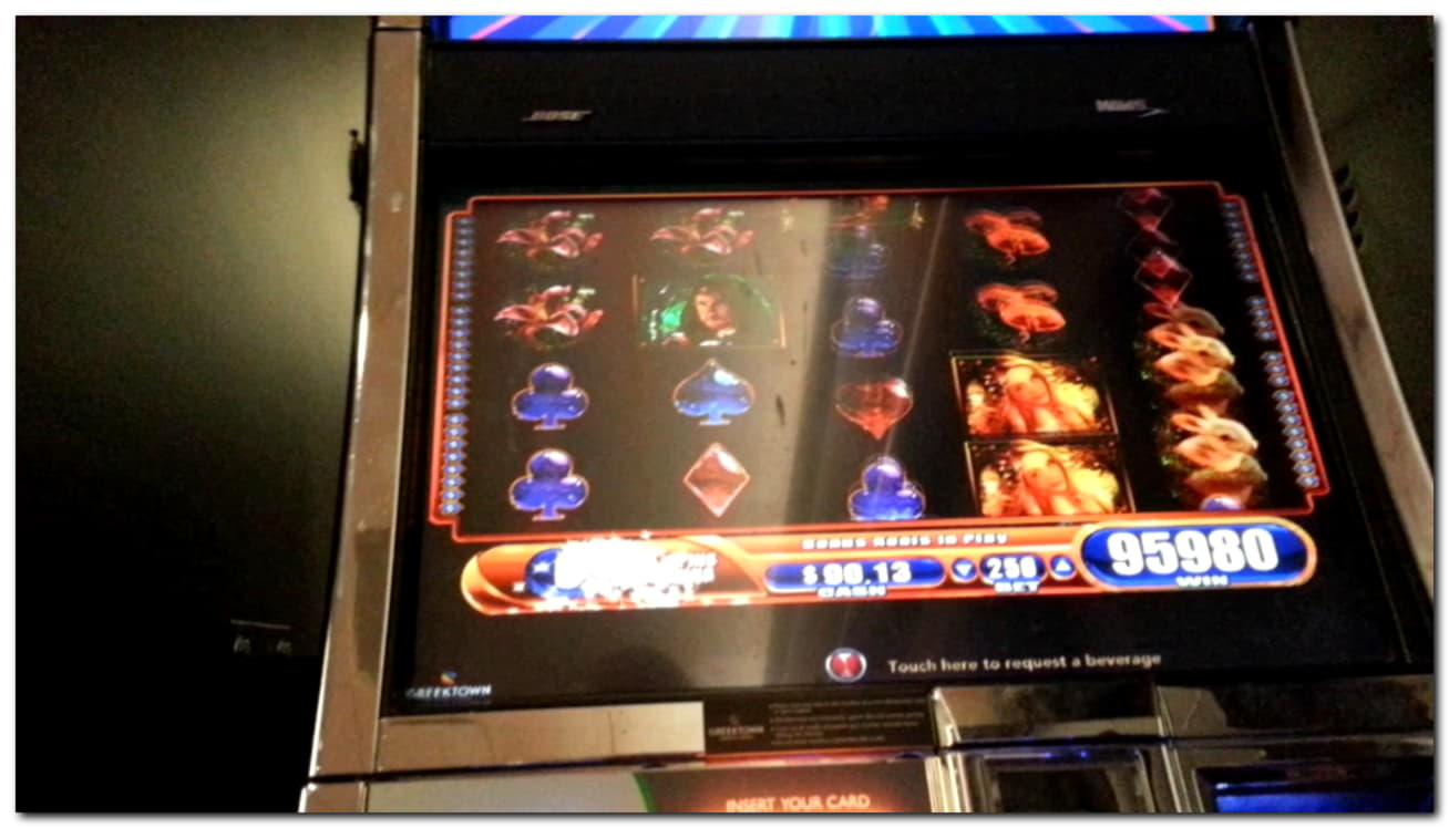 EUR 925 Online Casino Tournament at Vegas Hero Casino